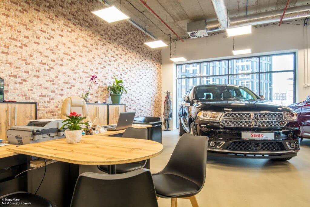 Showroom automobilů <strong>Simix</strong> Rustonka