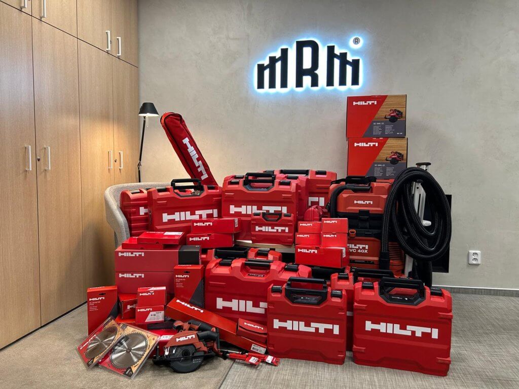 Zásilka nového nářadí od Hilti
