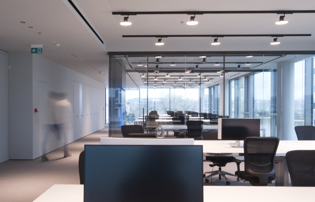 <strong>Fit-out</strong>